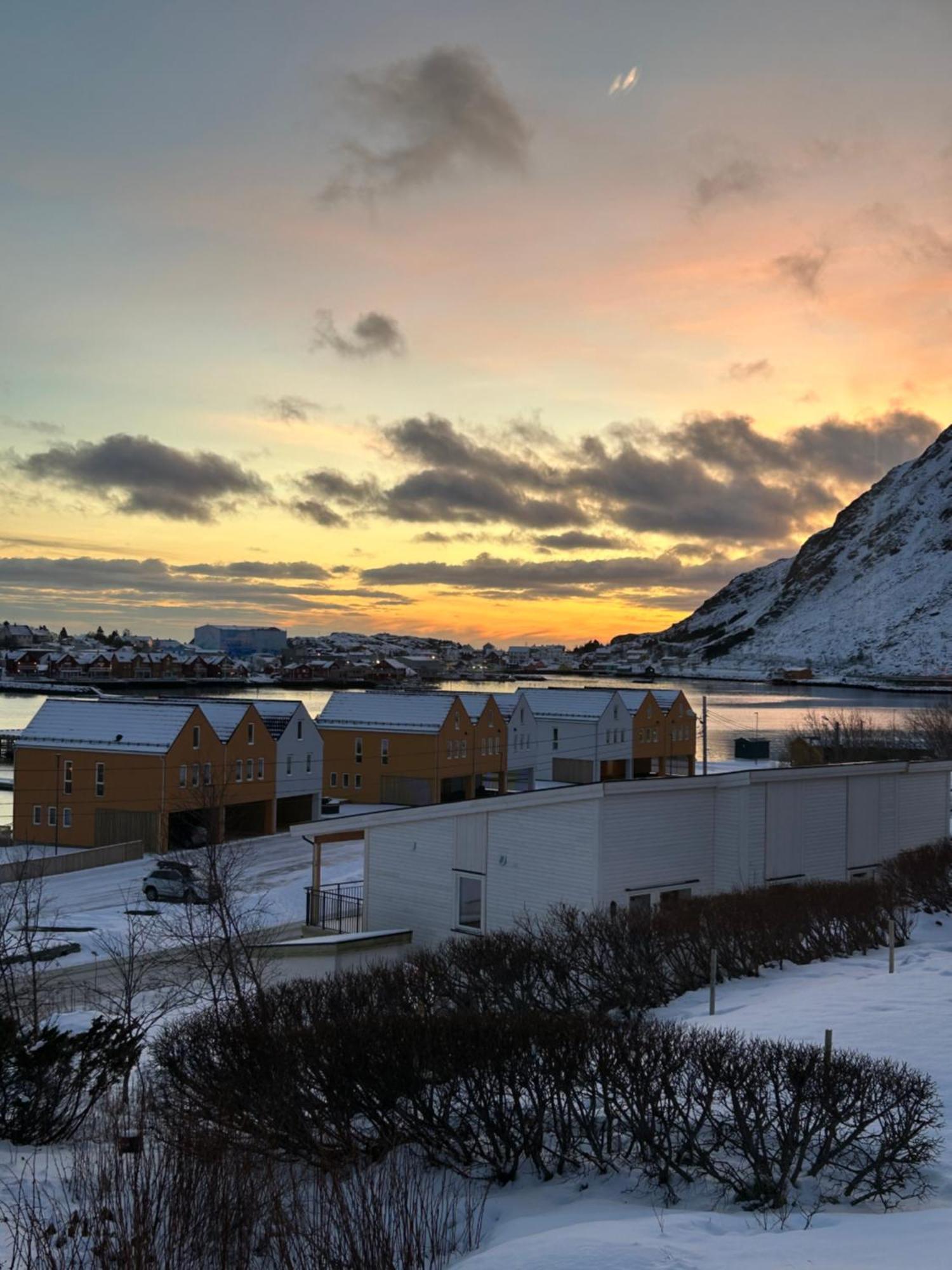 Leilighet Ballstad Exterior foto